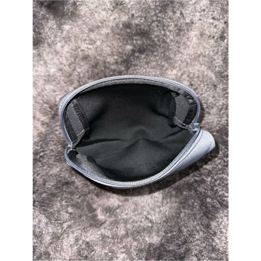 BaubleBar Heather Gray Neoprene Take It Away Storage Pouch Travel Cosmetic Bag